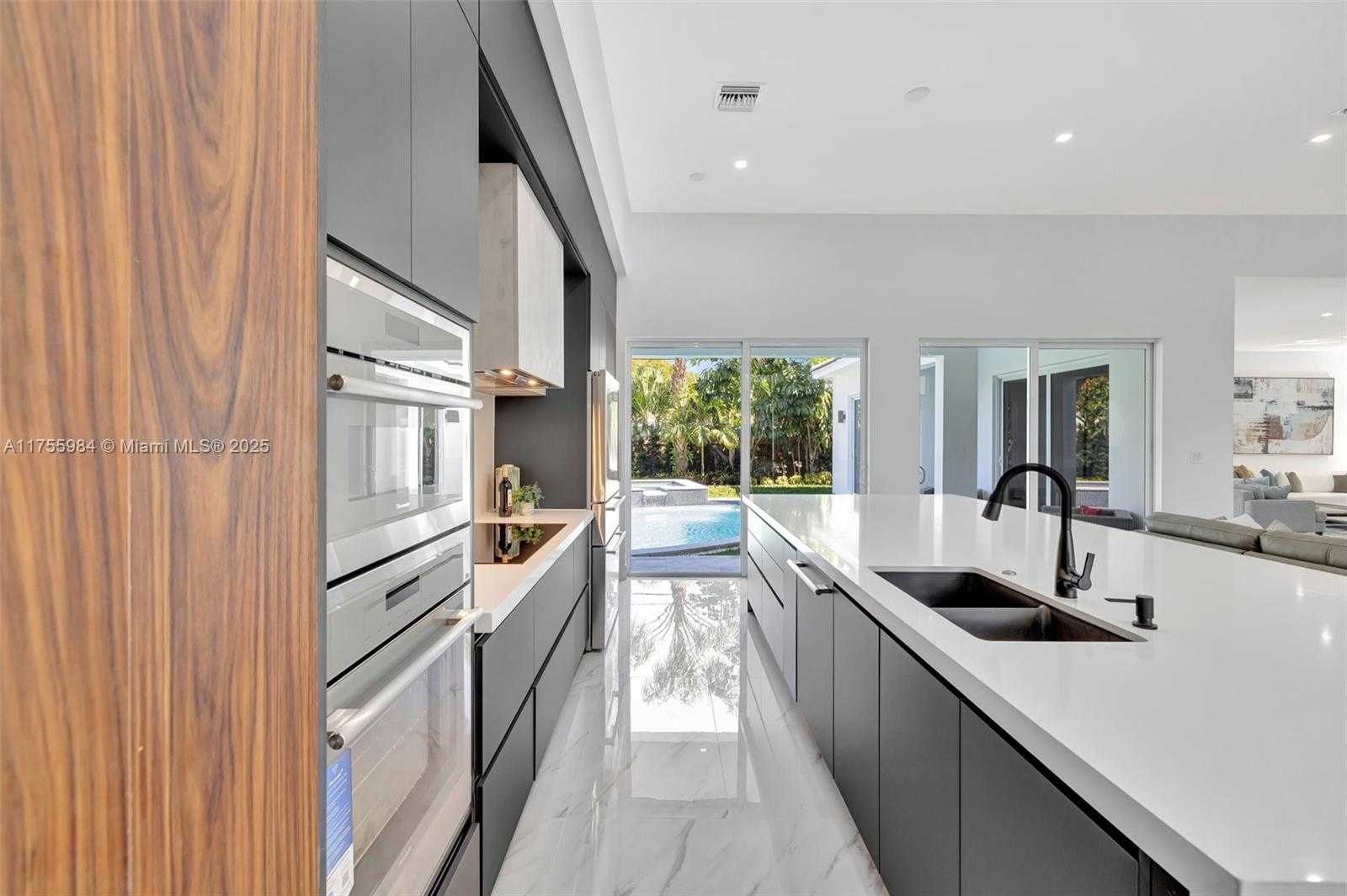 Small Image of 4440 NORTH EAST 15TH TER, Oakland Park Number 25