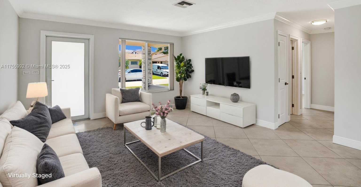 Small Image of 2927 NORTH WEST 46TH ST, Tamarac Number 2
