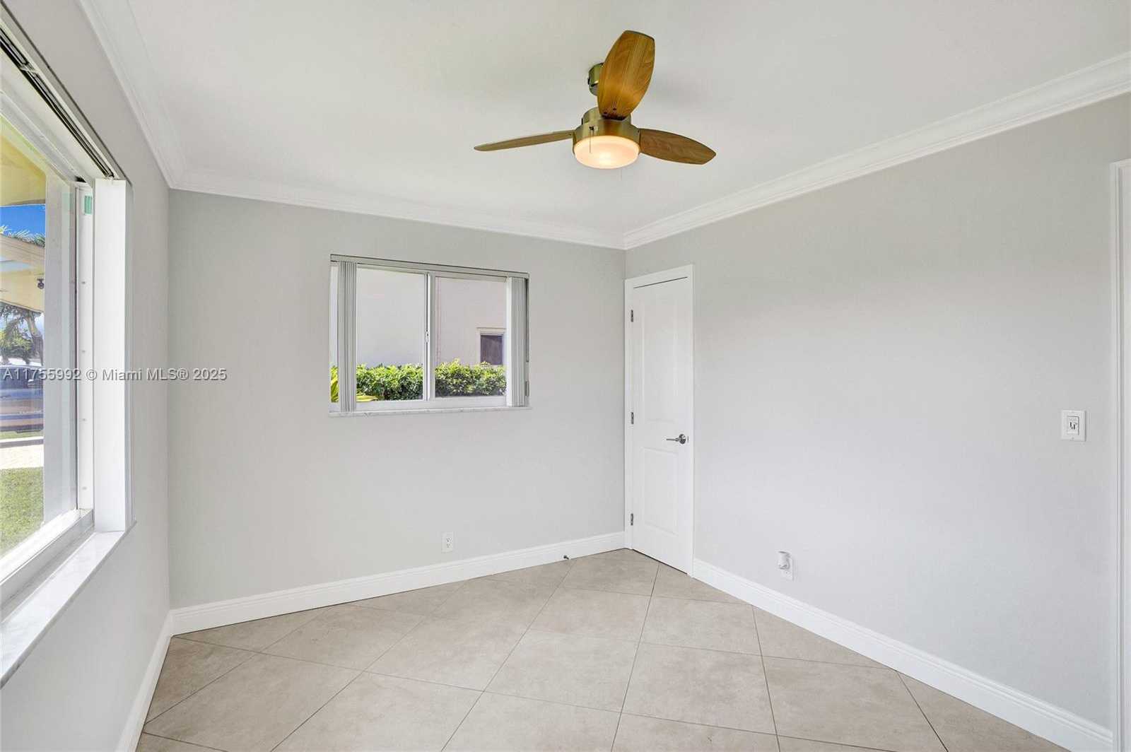 Small Image of 2927 NORTH WEST 46TH ST, Tamarac Number 20