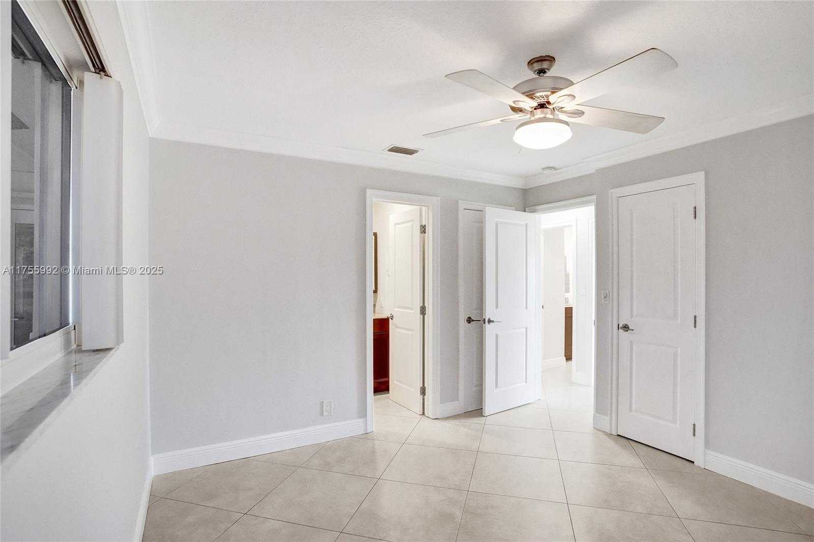 Small Image of 2927 NORTH WEST 46TH ST, Tamarac Number 25