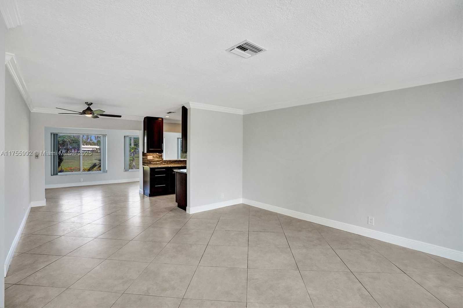 Small Image of 2927 NORTH WEST 46TH ST, Tamarac Number 8