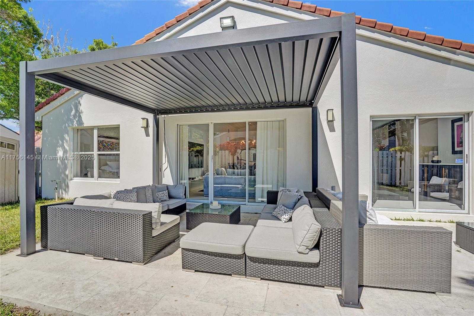 Small Image of 3380 SOUTH WEST 50TH ST, Hollywood Number 16