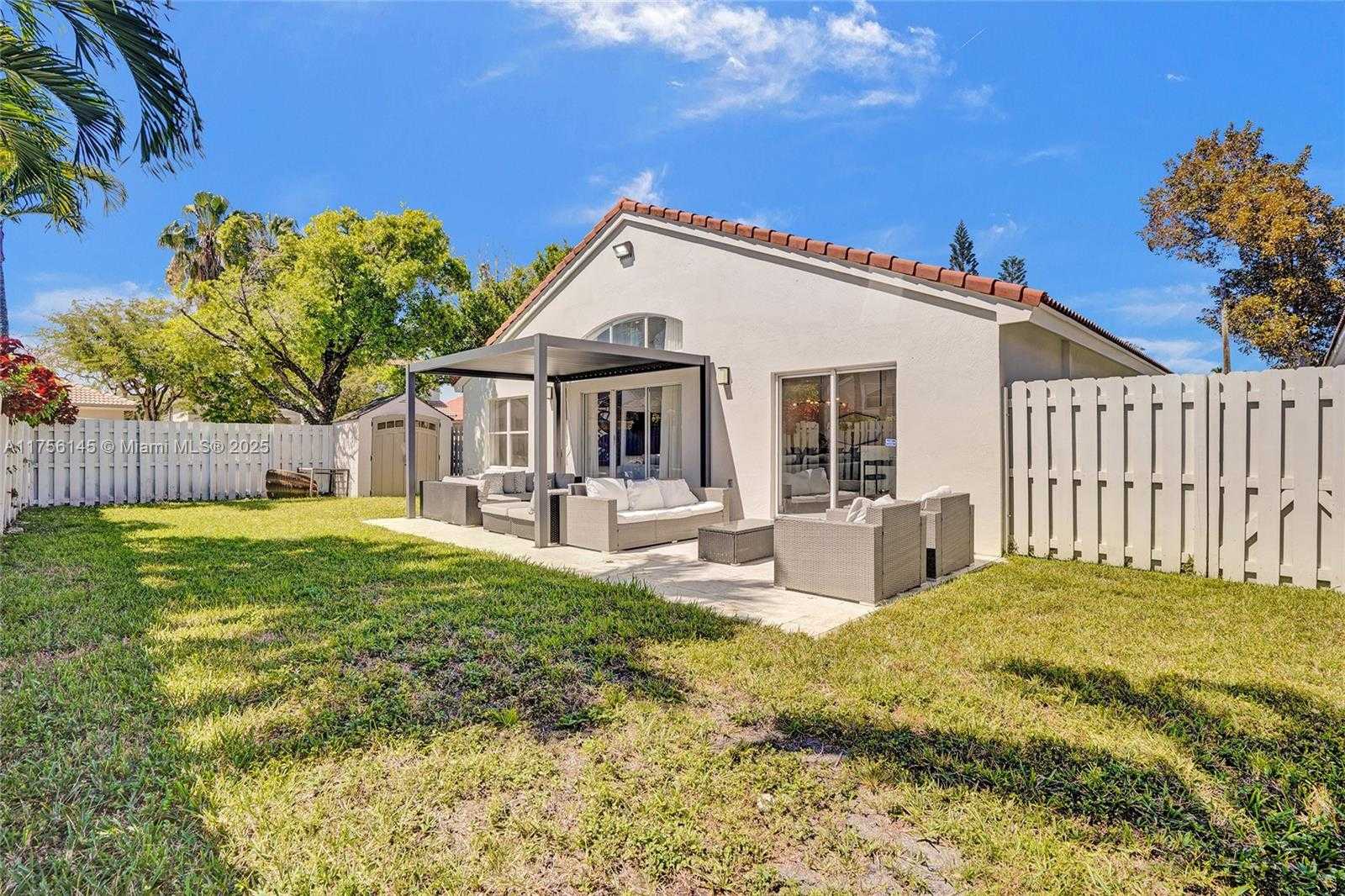 Small Image of 3380 SOUTH WEST 50TH ST, Hollywood Number 17