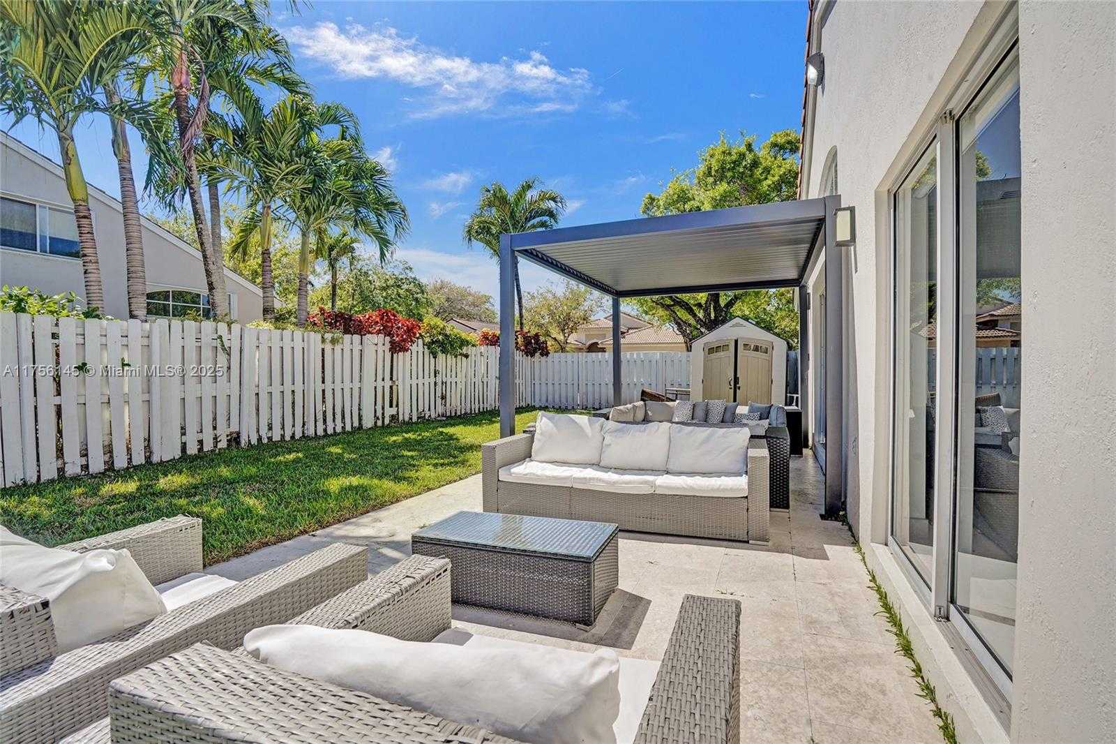 Small Image of 3380 SOUTH WEST 50TH ST, Hollywood Number 20