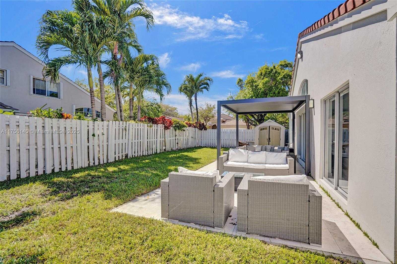 Small Image of 3380 SOUTH WEST 50TH ST, Hollywood Number 21