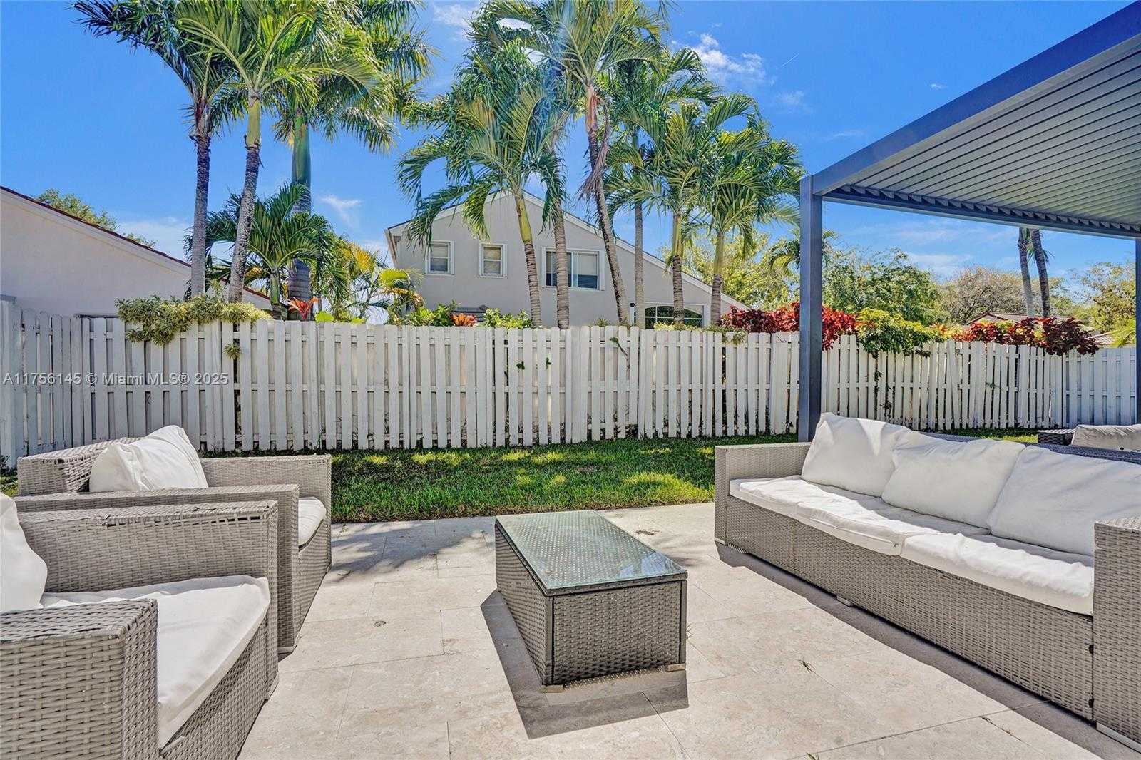 Small Image of 3380 SOUTH WEST 50TH ST, Hollywood Number 22