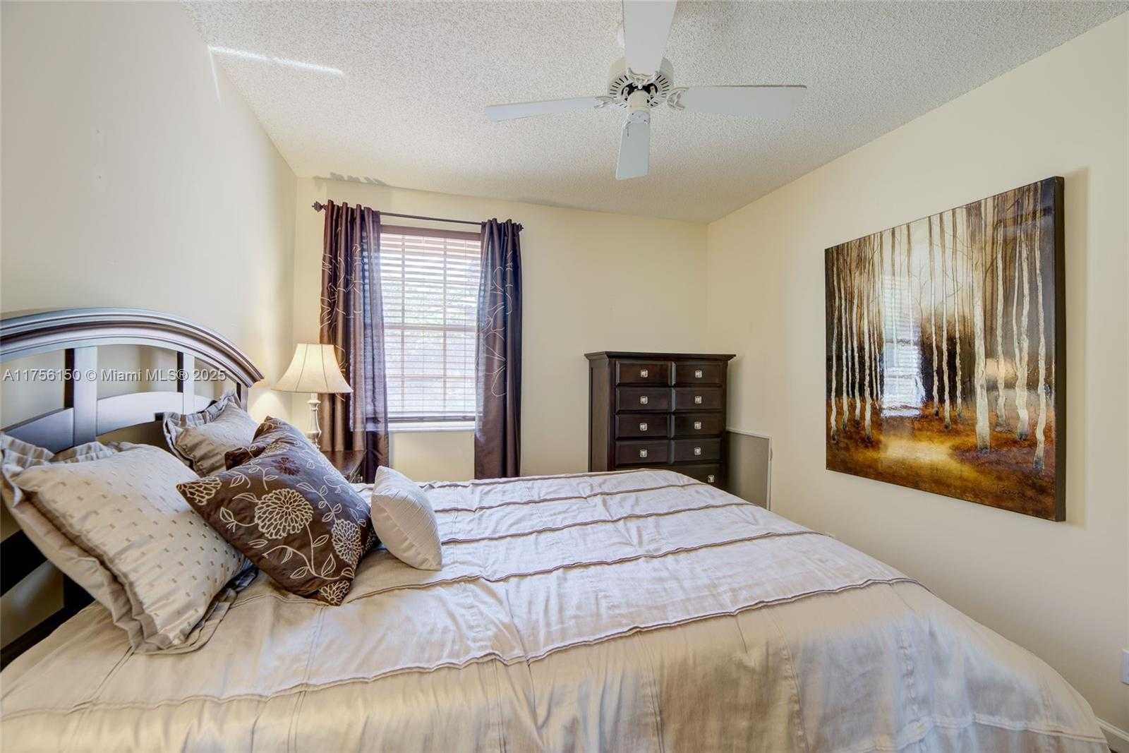 Small Image of 7800 NORTH WEST 29TH ST, Margate Number 24