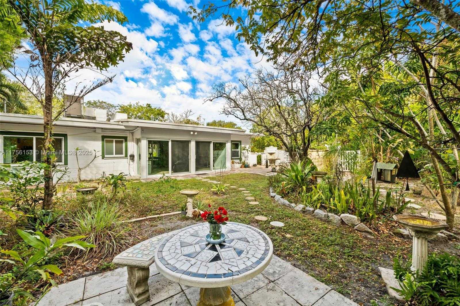 Small Image of 836 SOUTH WEST 18TH CT, Fort Lauderdale Number 20