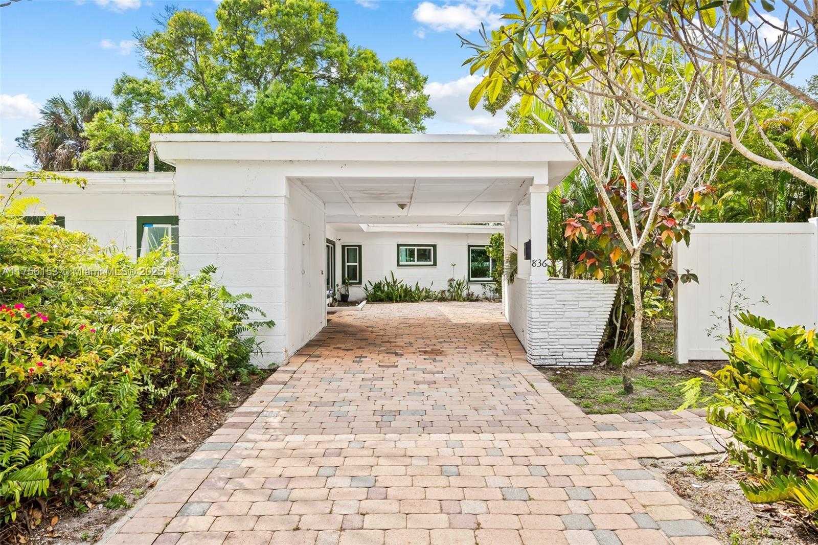 Small Image of 836 SOUTH WEST 18TH CT, Fort Lauderdale Number 8