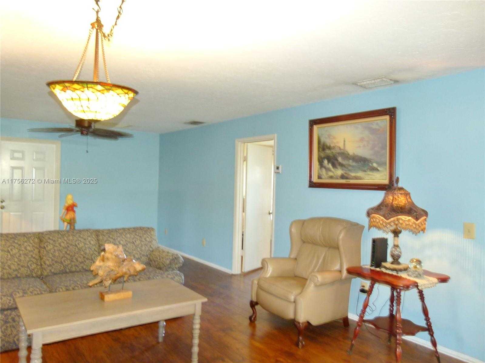Small Image of 1160 20TH STREET, Bulkhead Ridge Number 15