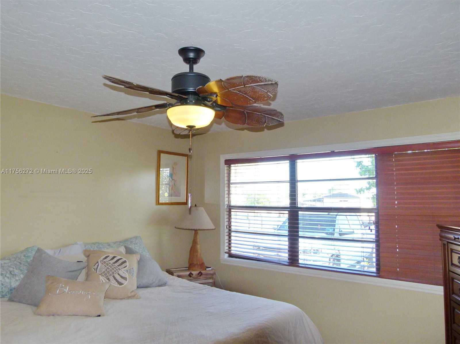 Small Image of 1160 20TH STREET, Bulkhead Ridge Number 30