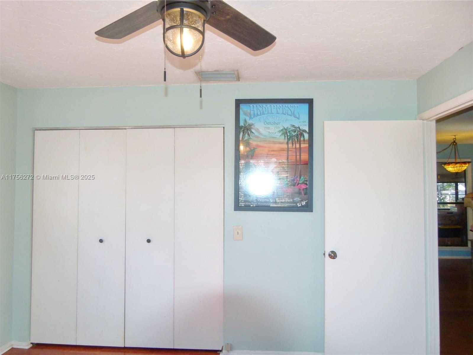 Small Image of 1160 20TH STREET, Bulkhead Ridge Number 34