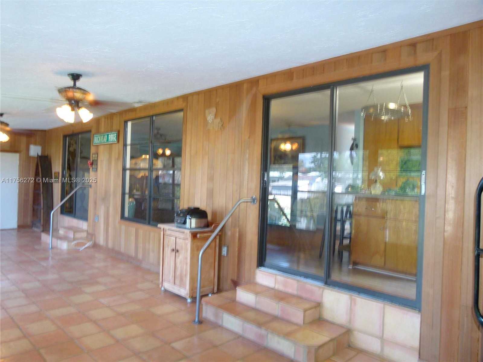 Small Image of 1160 20TH STREET, Bulkhead Ridge Number 37