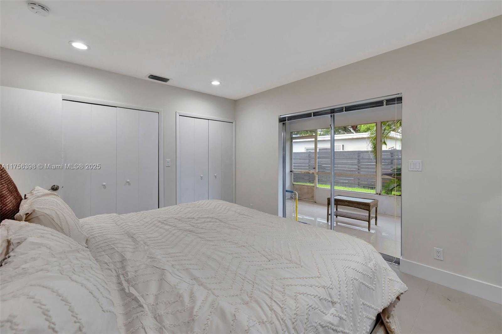 Small Image of 1801 NORTH EAST 54TH ST, Fort Lauderdale Number 13