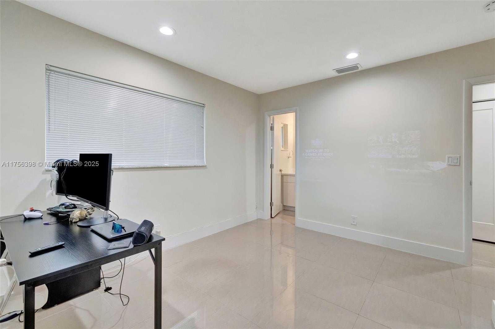 Small Image of 1801 NORTH EAST 54TH ST, Fort Lauderdale Number 25