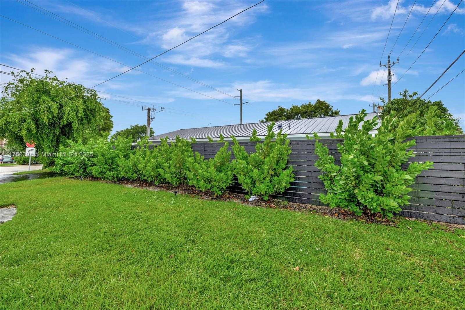Small Image of 1801 NORTH EAST 54TH ST, Fort Lauderdale Number 31