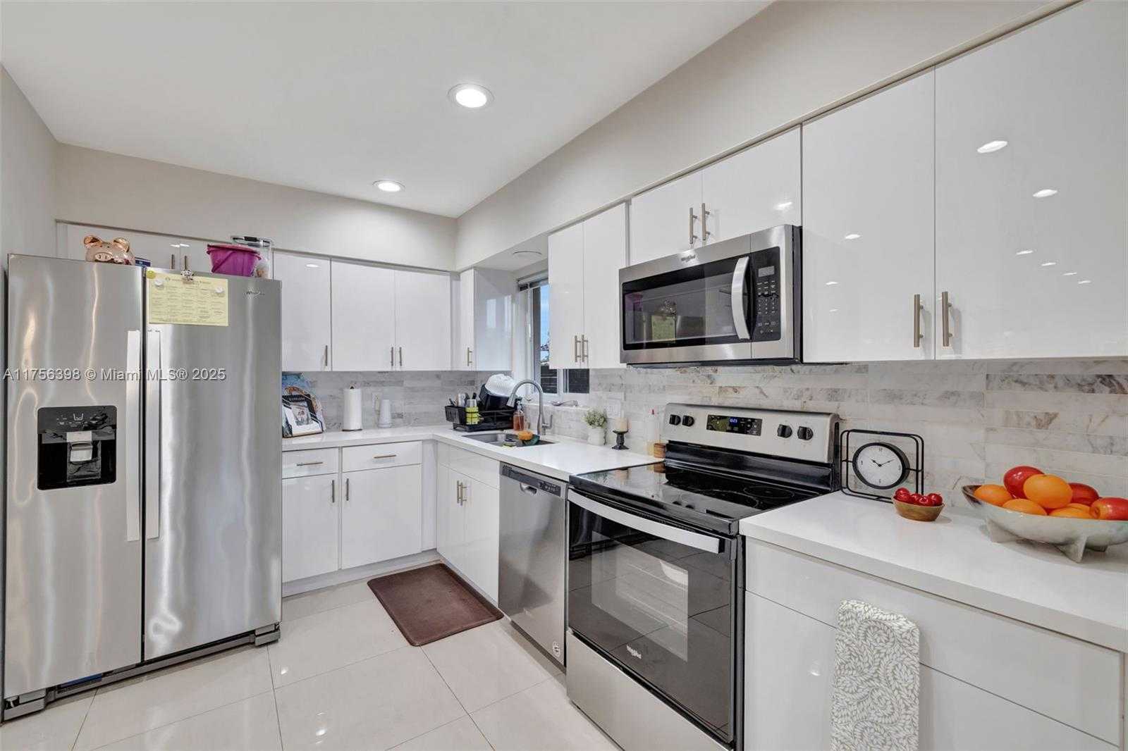 Small Image of 1801 NORTH EAST 54TH ST, Fort Lauderdale Number 6