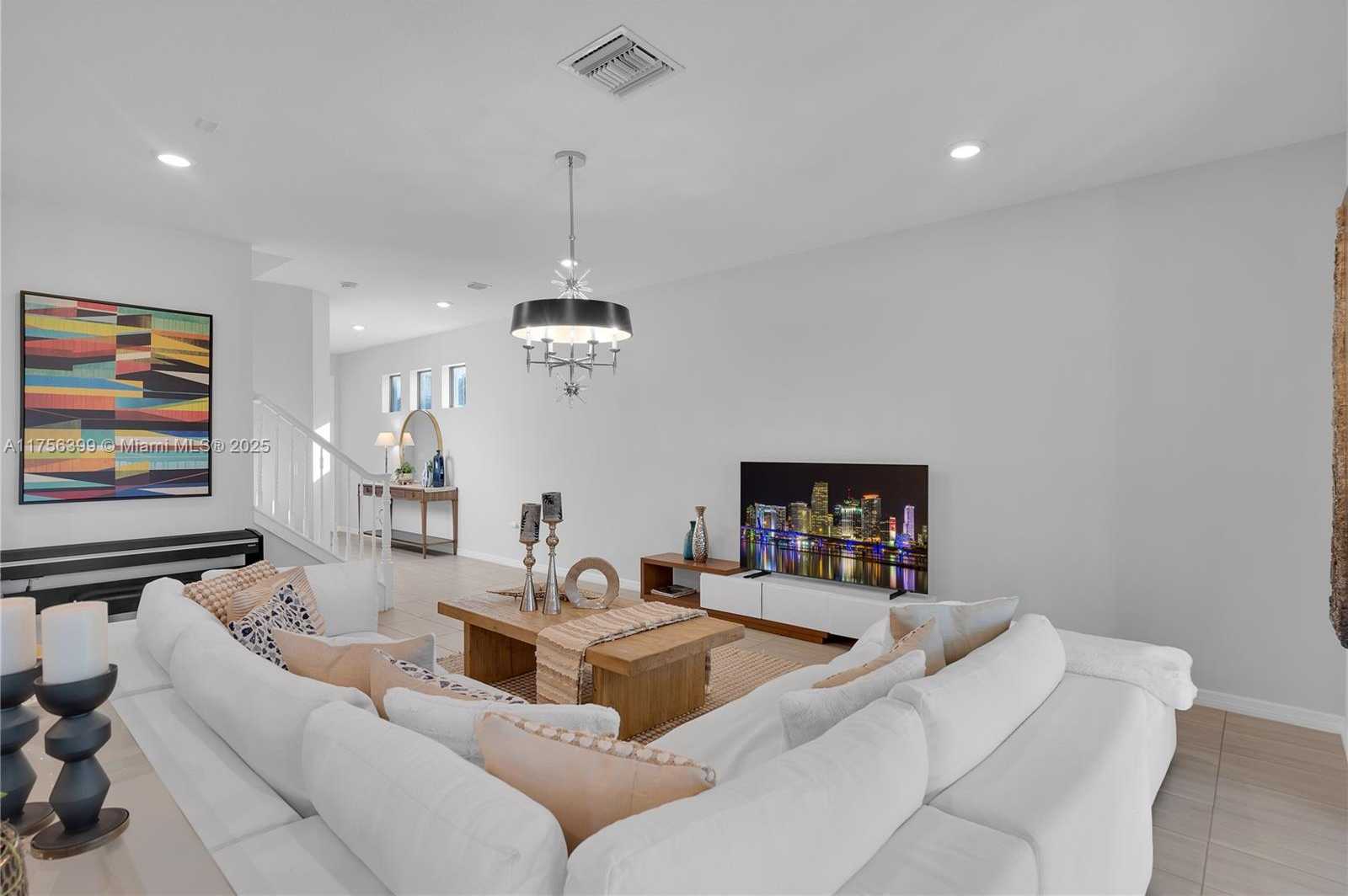 Small Image of 7681 NORTH WEST 84TH LN, Tamarac Number 19