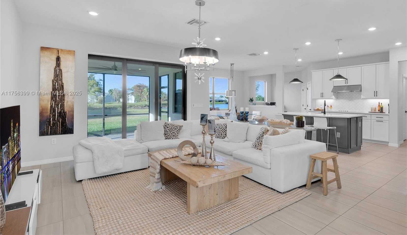 Small Image of 7681 NORTH WEST 84TH LN, Tamarac Number 2