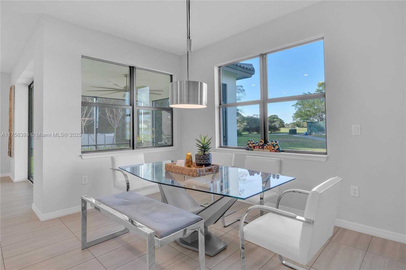 Small Image of 7681 NORTH WEST 84TH LN, Tamarac Number 23