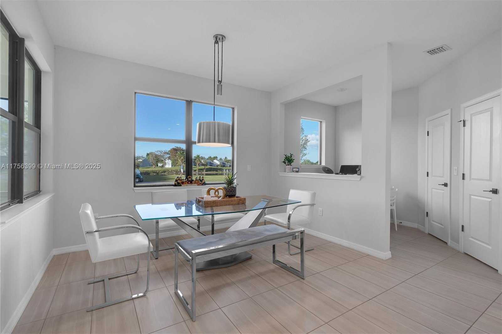 Small Image of 7681 NORTH WEST 84TH LN, Tamarac Number 24