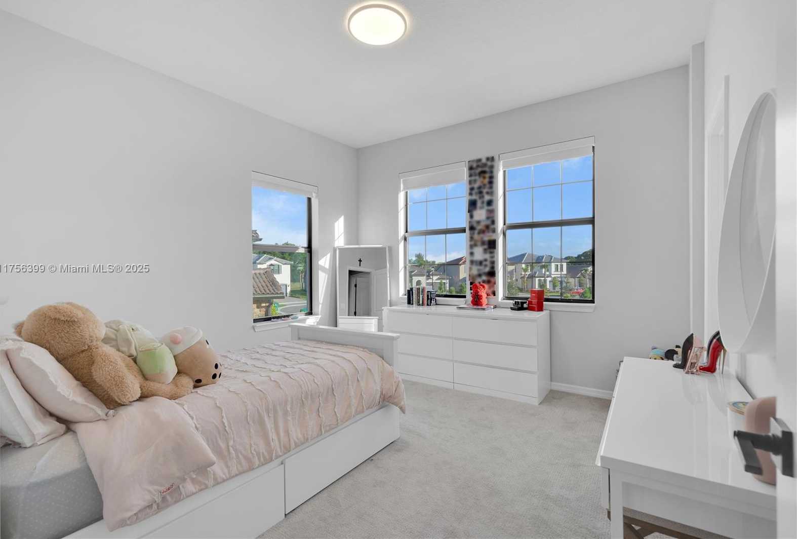 Small Image of 7681 NORTH WEST 84TH LN, Tamarac Number 35