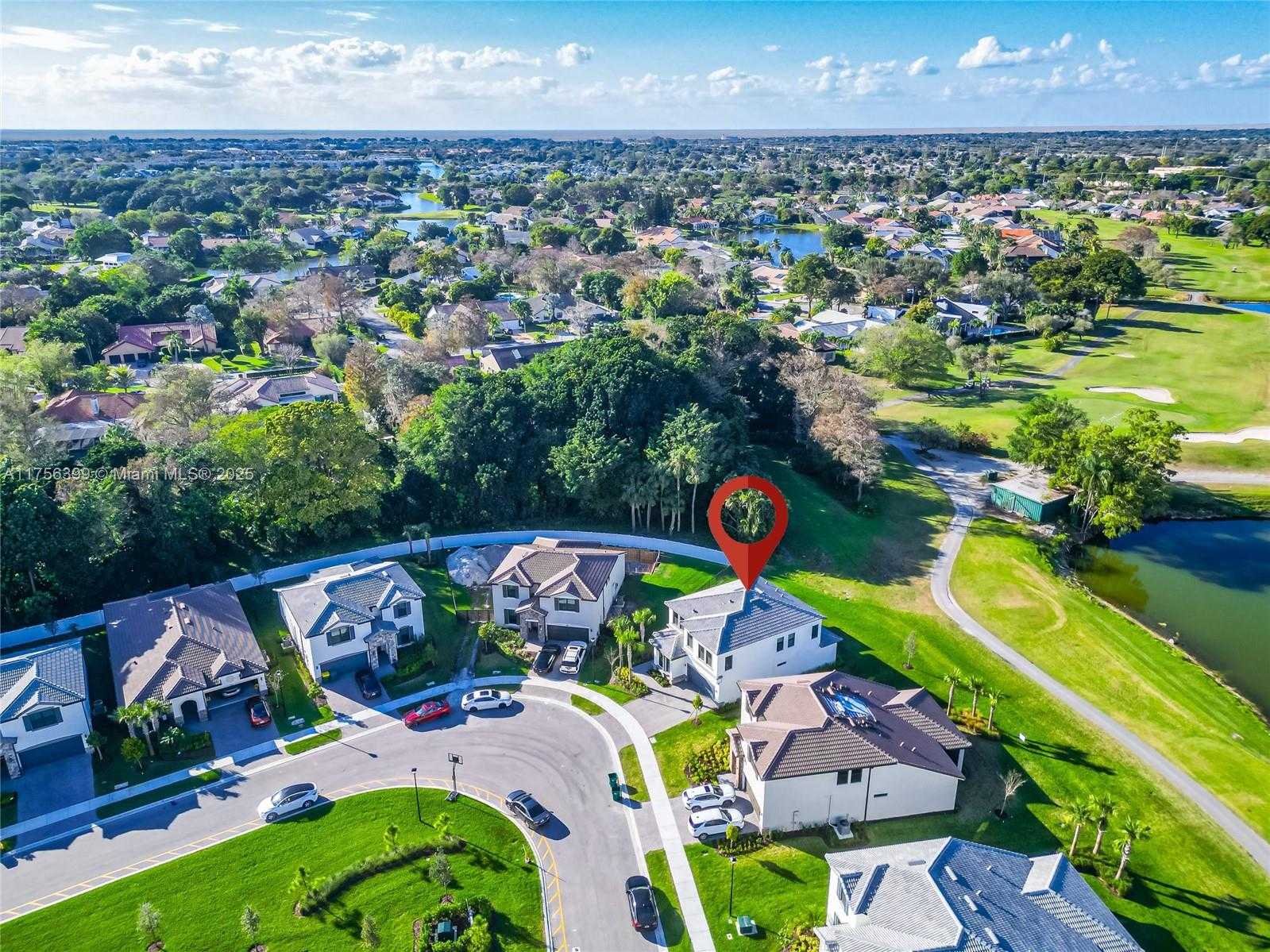 Small Image of 7681 NORTH WEST 84TH LN, Tamarac Number 45