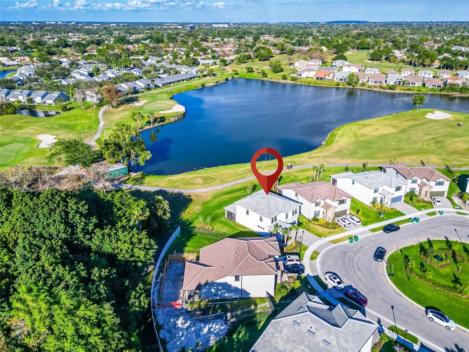 Small Image of 7681 NORTH WEST 84TH LN, Tamarac Number 48