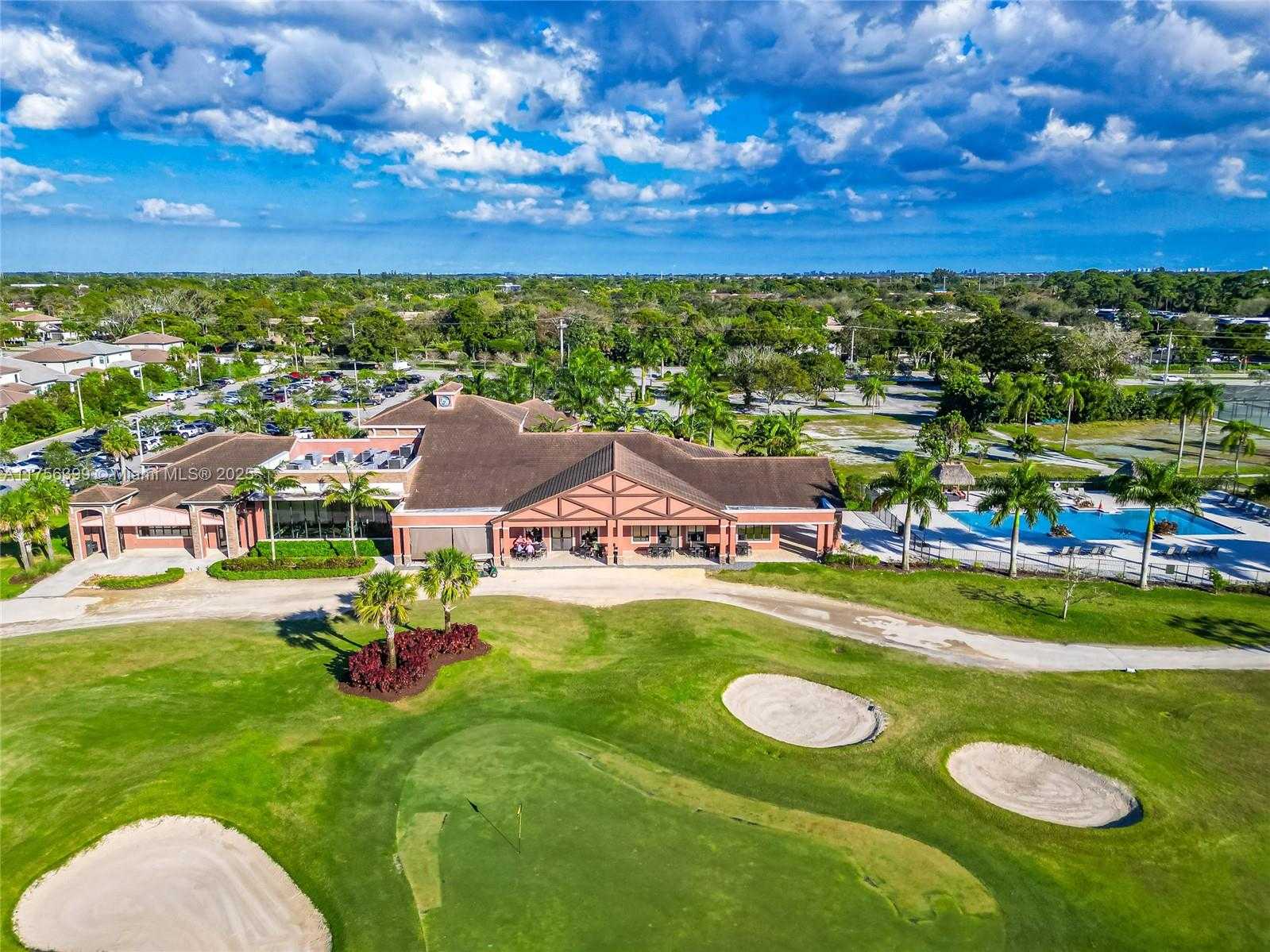 Small Image of 7681 NORTH WEST 84TH LN, Tamarac Number 49