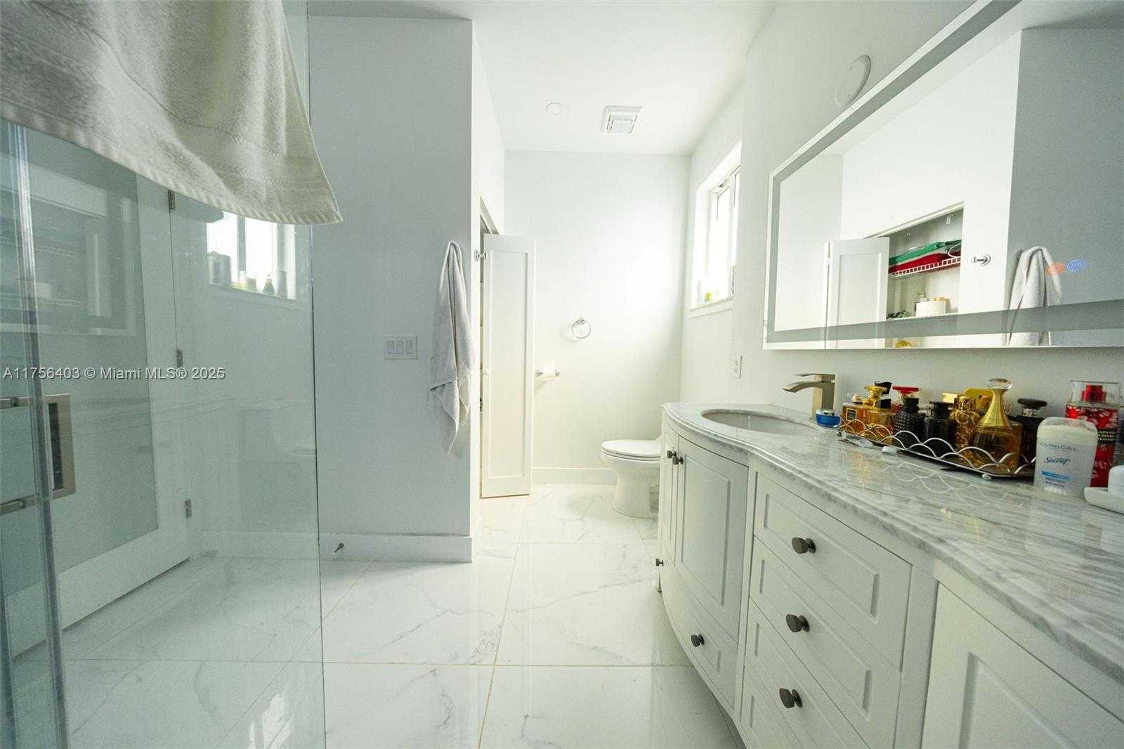Small Image of 2122 NORTH EAST 39TH TER, Homestead Number 52
