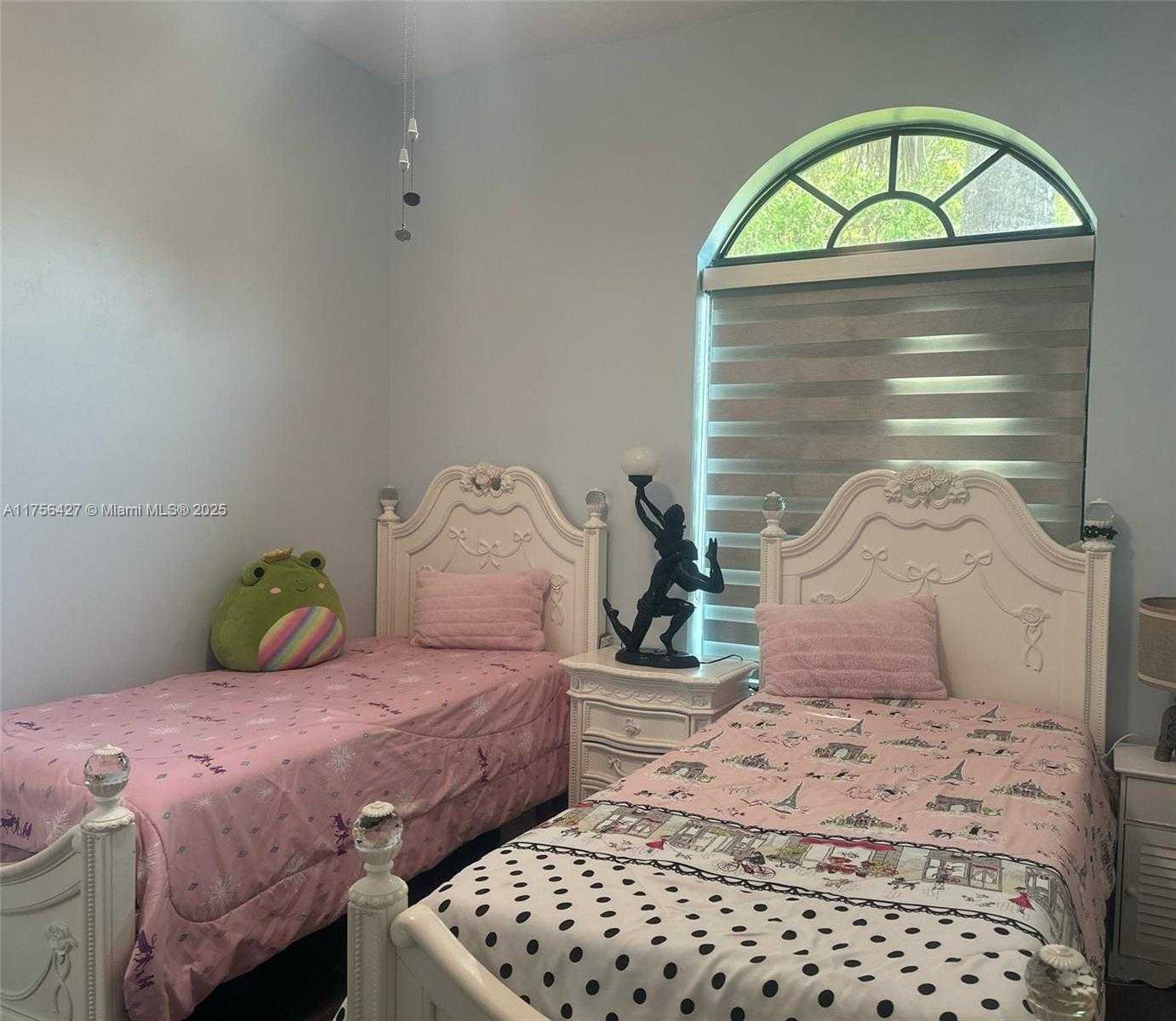 Small Image of 2908 AUGUSTA DR, Homestead Number 21
