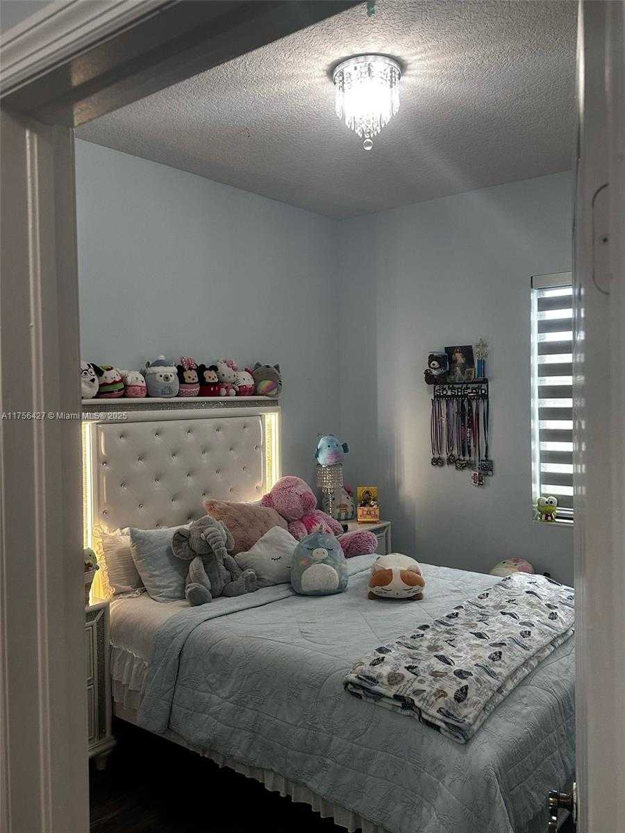Small Image of 2908 AUGUSTA DR, Homestead Number 28
