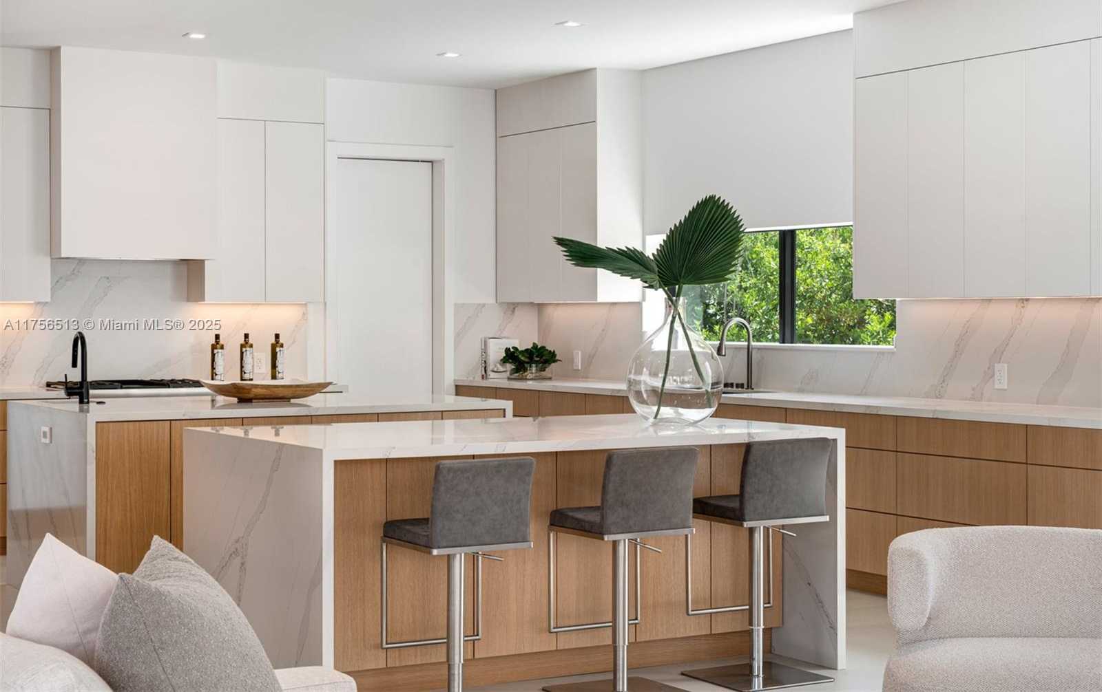 Small Image of 6991 SOUTH WEST 91 ST, Pinecrest Number 15