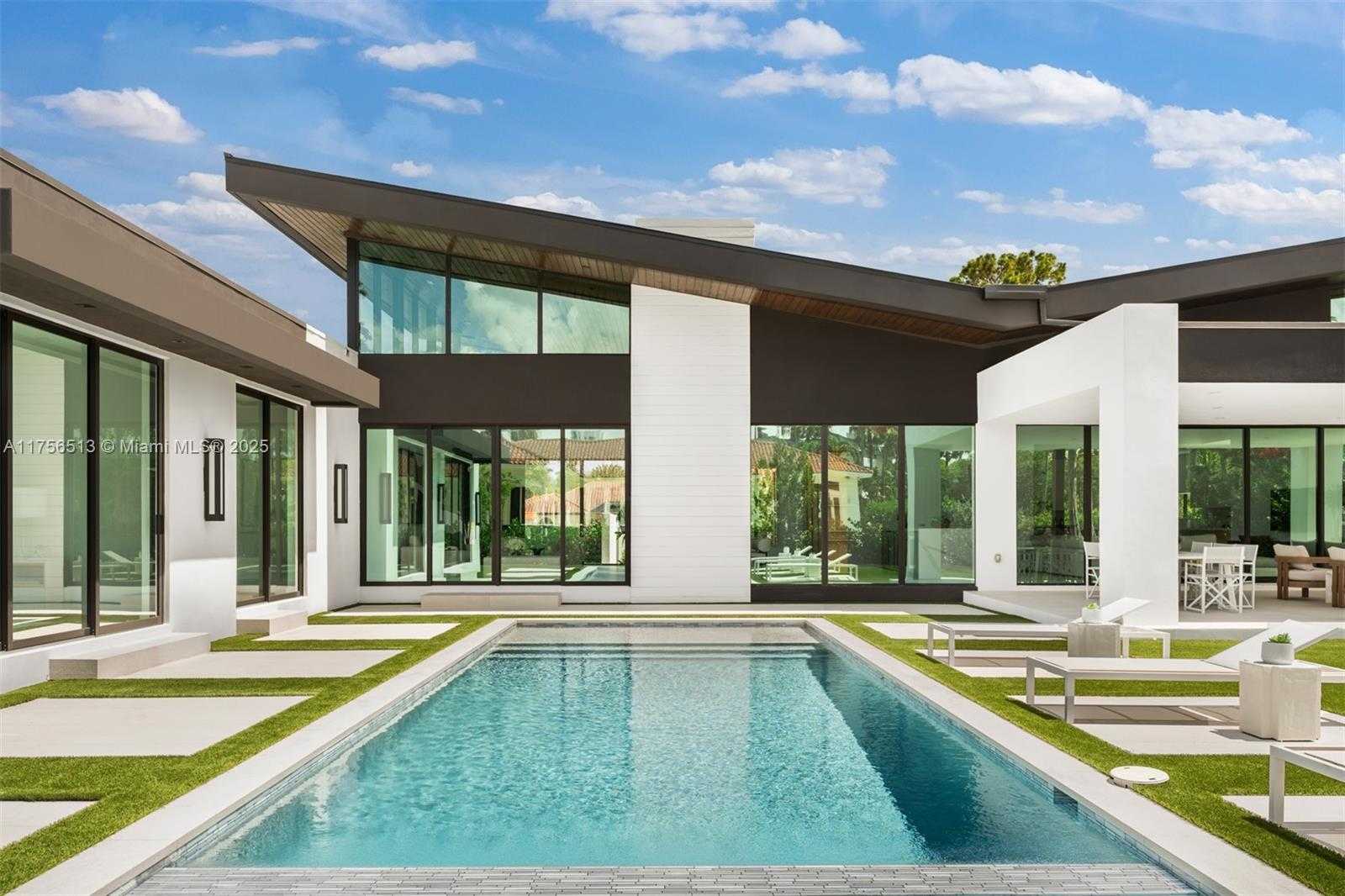 Small Image of 6991 SOUTH WEST 91 ST, Pinecrest Number 35