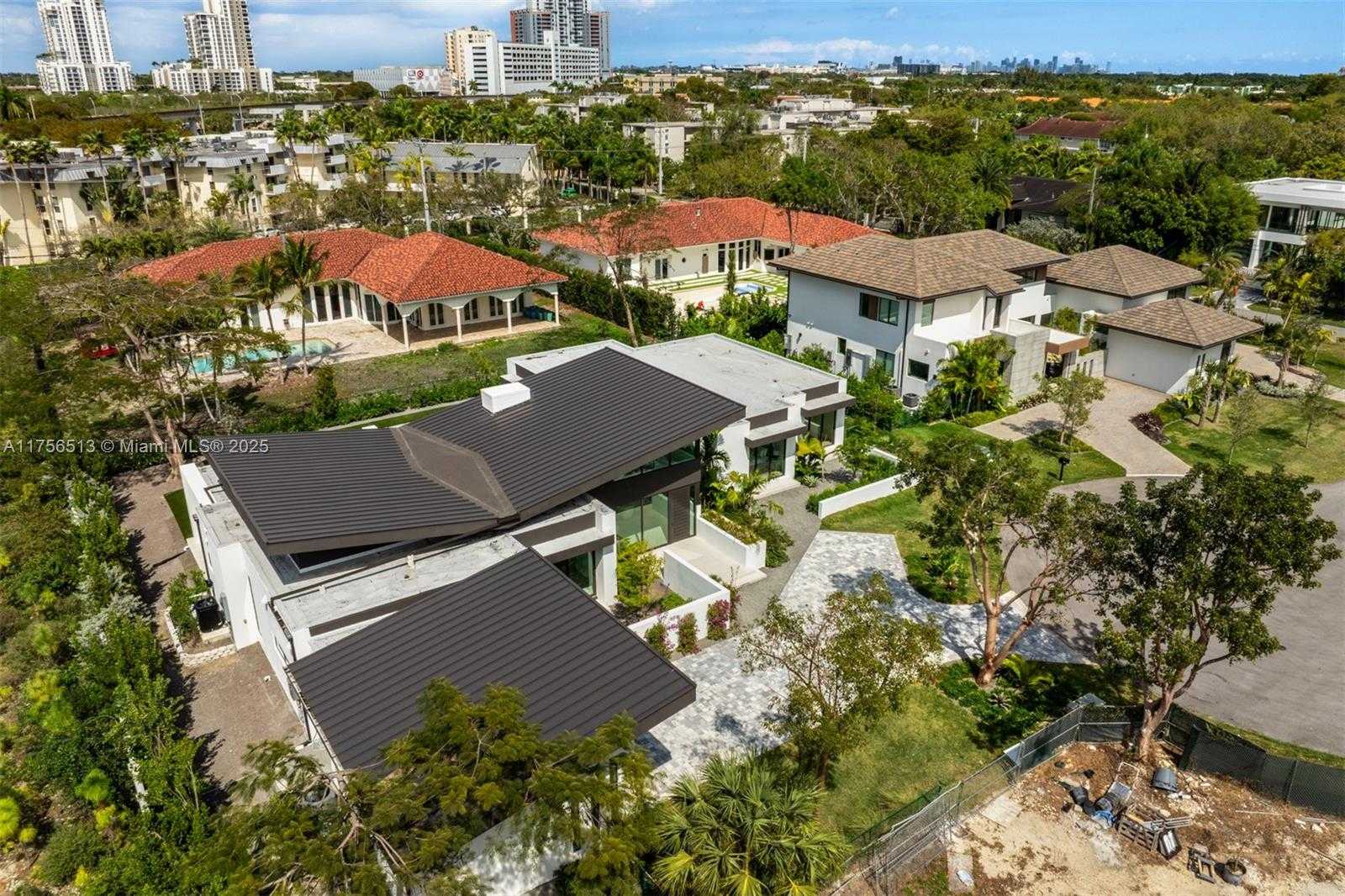 Small Image of 6991 SOUTH WEST 91 ST, Pinecrest Number 39