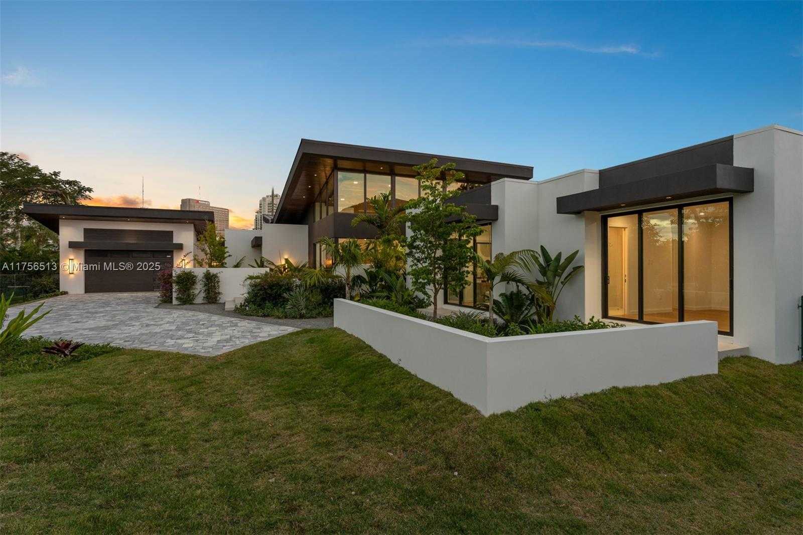 Small Image of 6991 SOUTH WEST 91 ST, Pinecrest Number 44