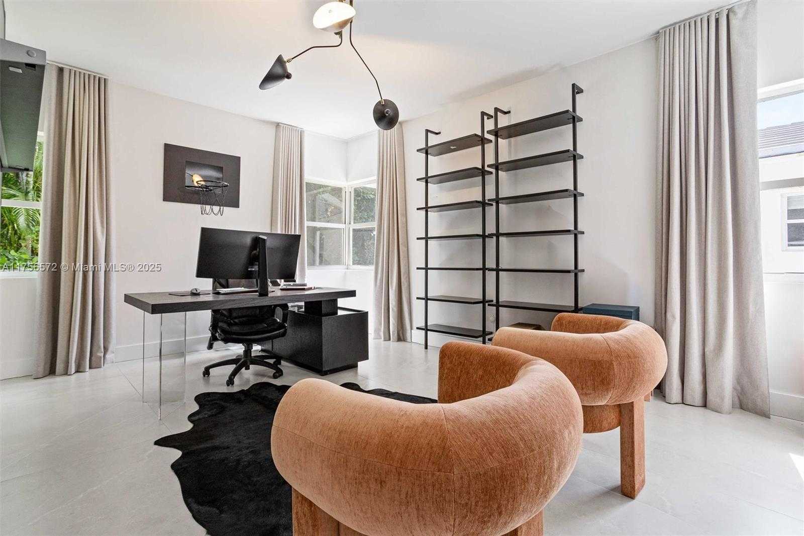 Small Image of 5925 LA GORCE DR, Miami Beach Number 19