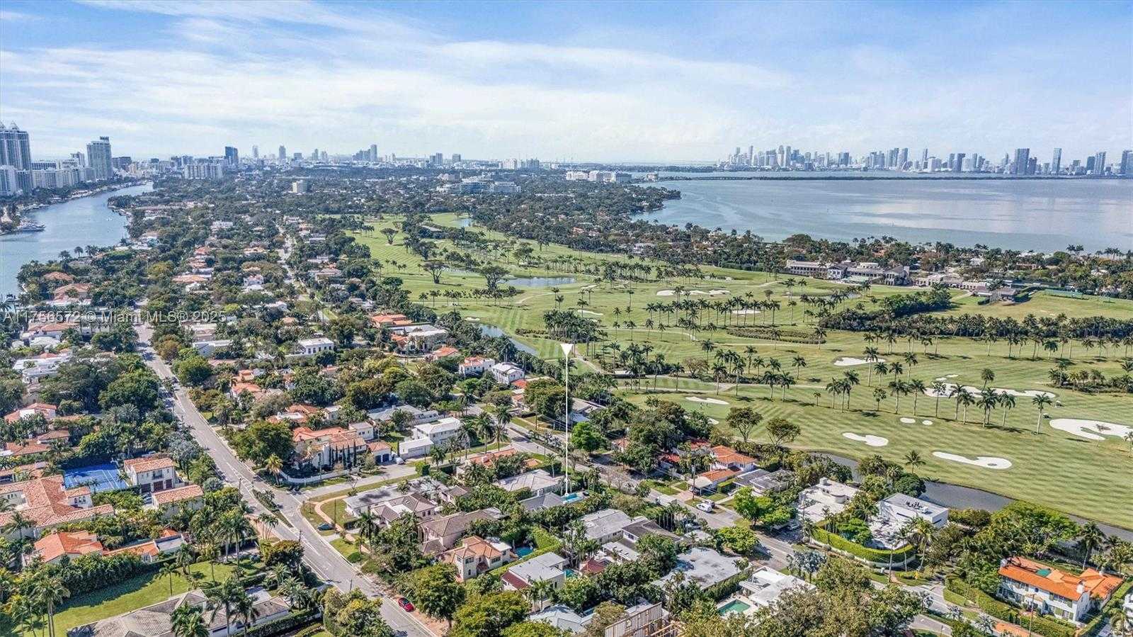 Small Image of 5925 LA GORCE DR, Miami Beach Number 25