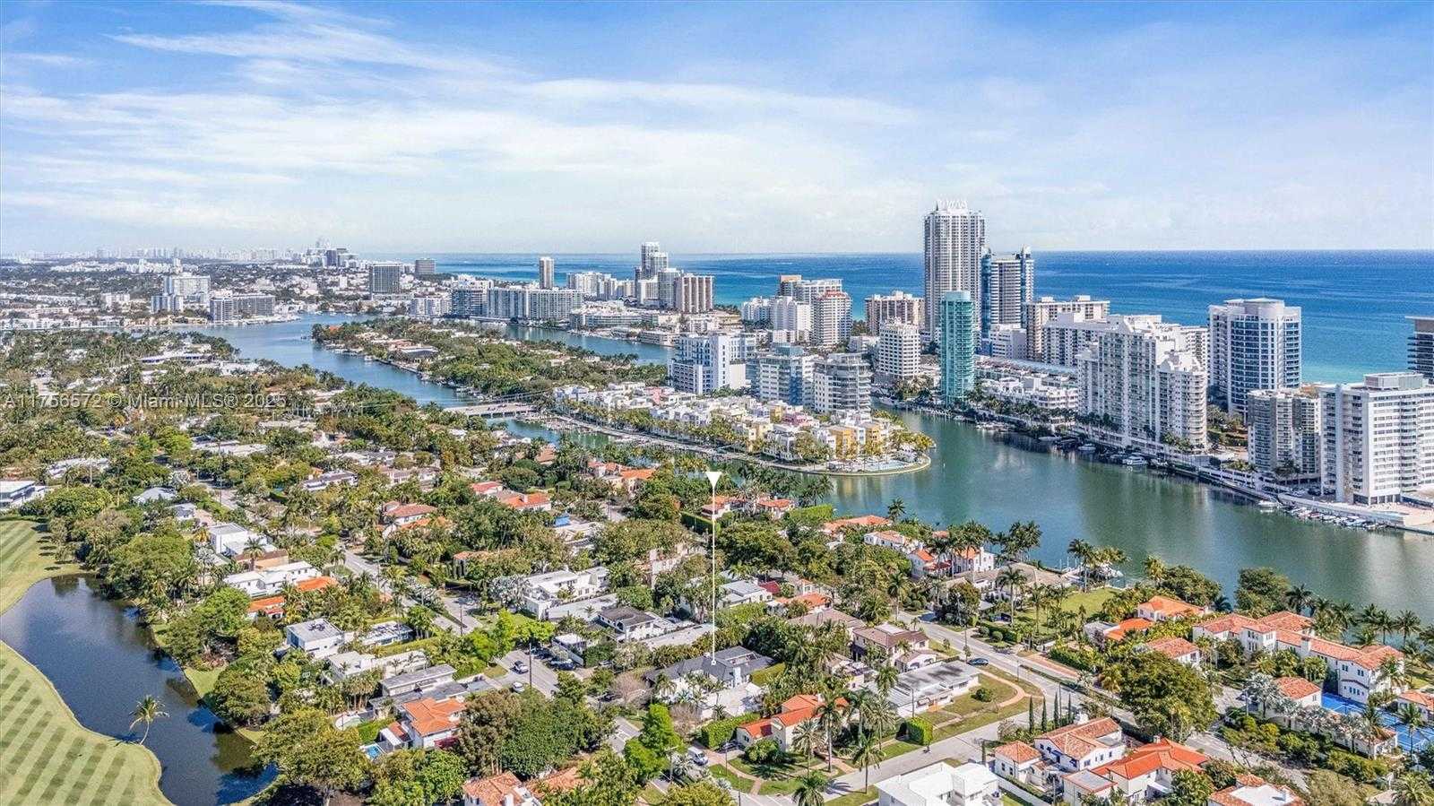 Small Image of 5925 LA GORCE DR, Miami Beach Number 29