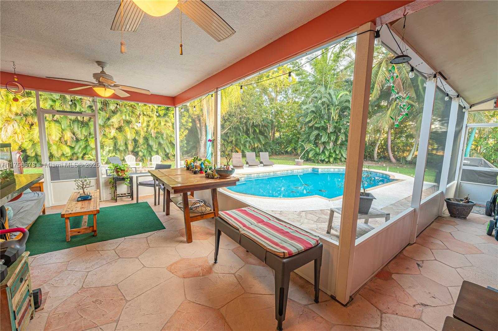 Small Image of 11400 TARA DR, Plantation Number 19