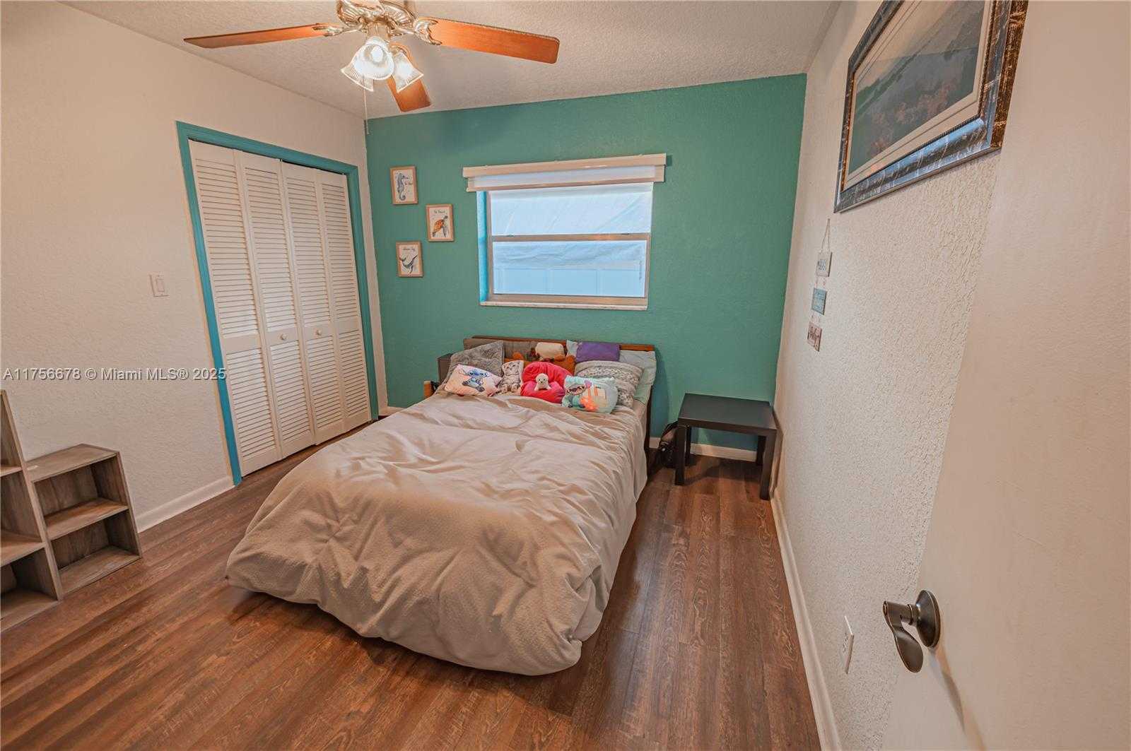 Small Image of 11400 TARA DR, Plantation Number 24