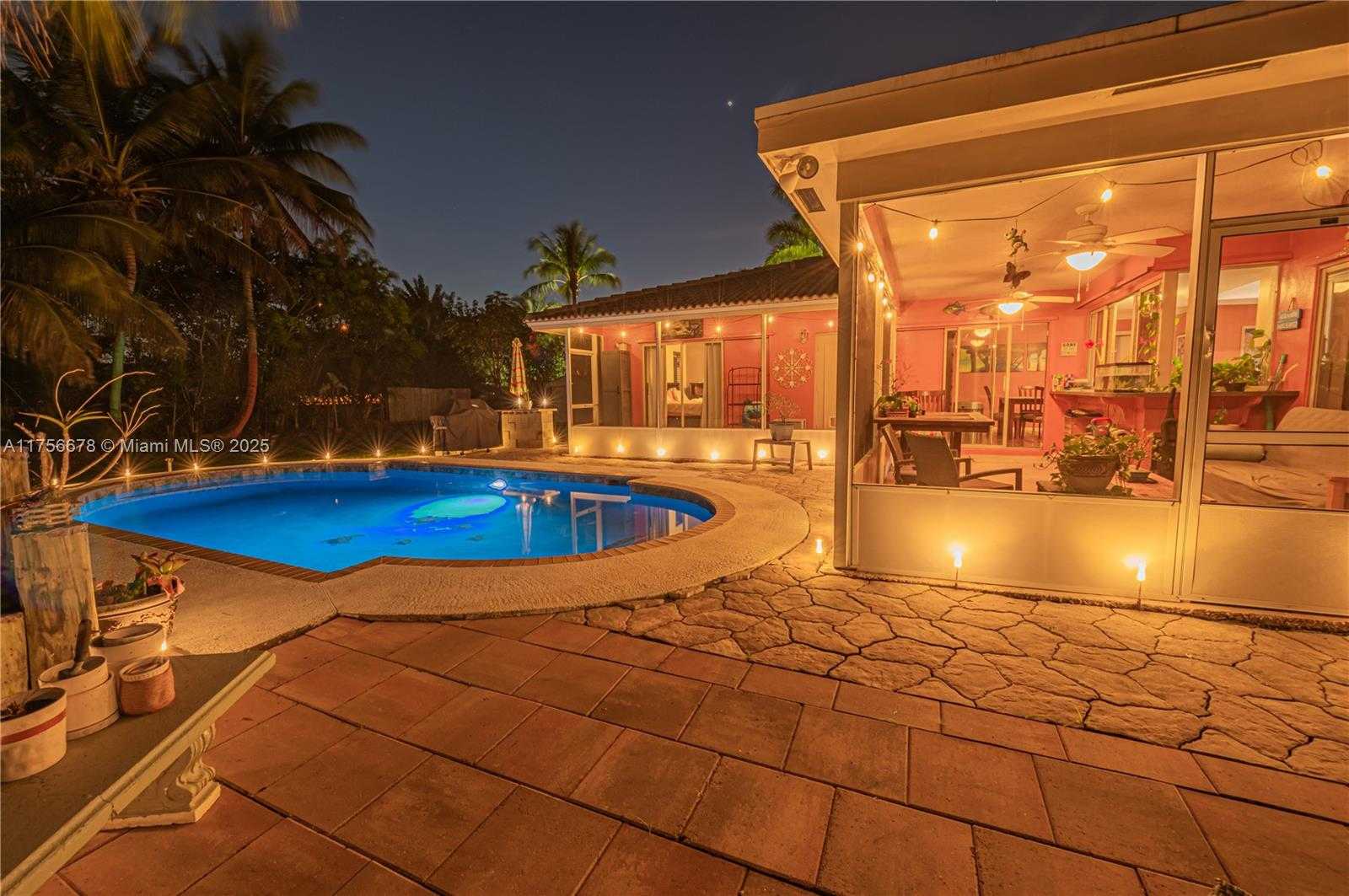 Small Image of 11400 TARA DR, Plantation Number 49