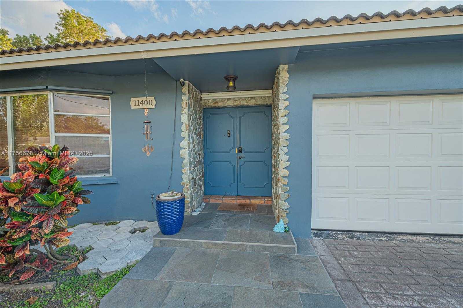 Small Image of 11400 TARA DR, Plantation Number 5