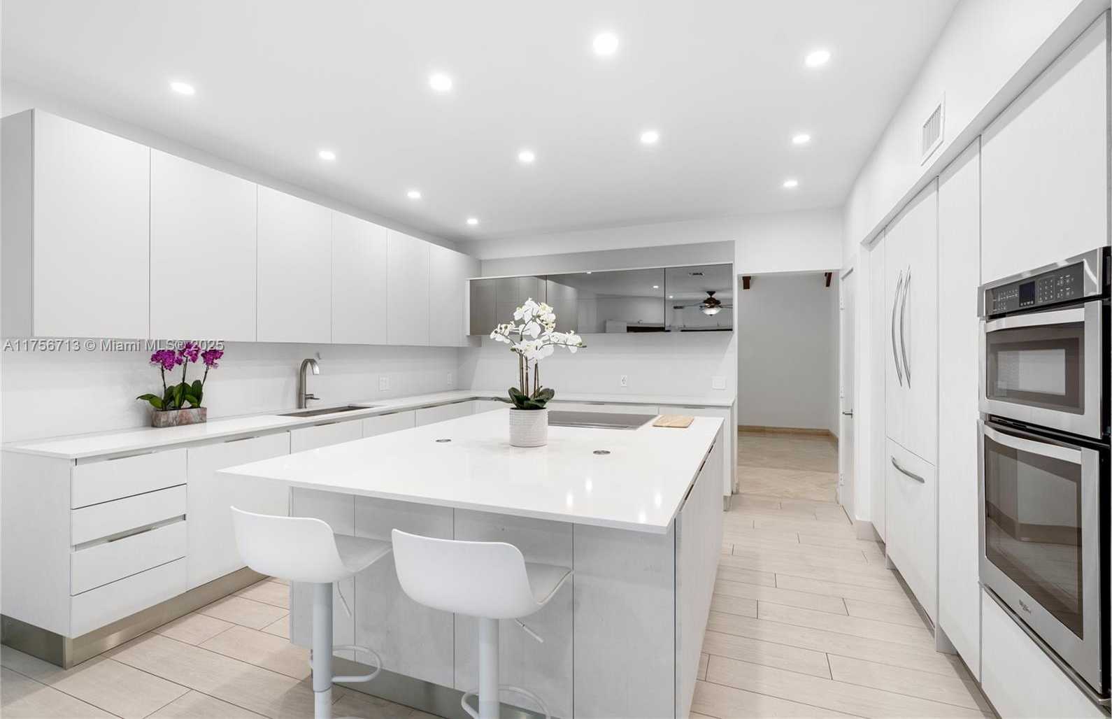 Small Image of 4140 SANCTUARY LN, Boca Raton Number 25