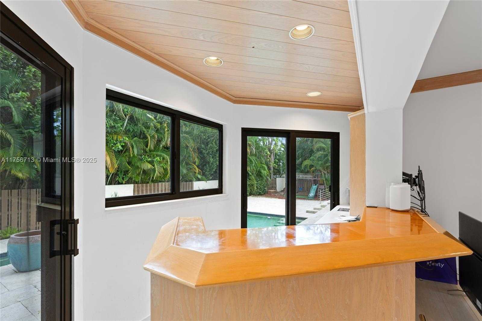 Small Image of 4140 SANCTUARY LN, Boca Raton Number 32