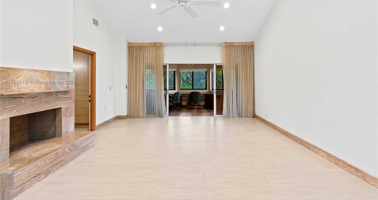 Small Image of 4140 SANCTUARY LN, Boca Raton Number 35