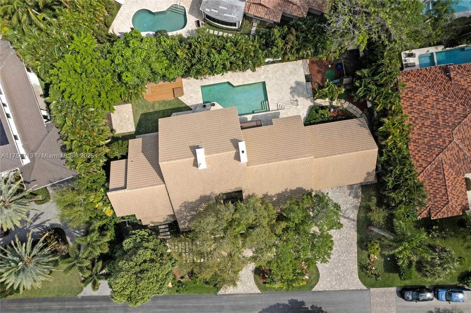 Small Image of 4140 SANCTUARY LN, Boca Raton Number 4