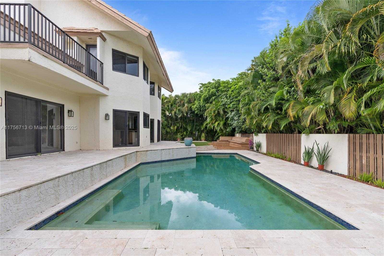 Small Image of 4140 SANCTUARY LN, Boca Raton Number 7