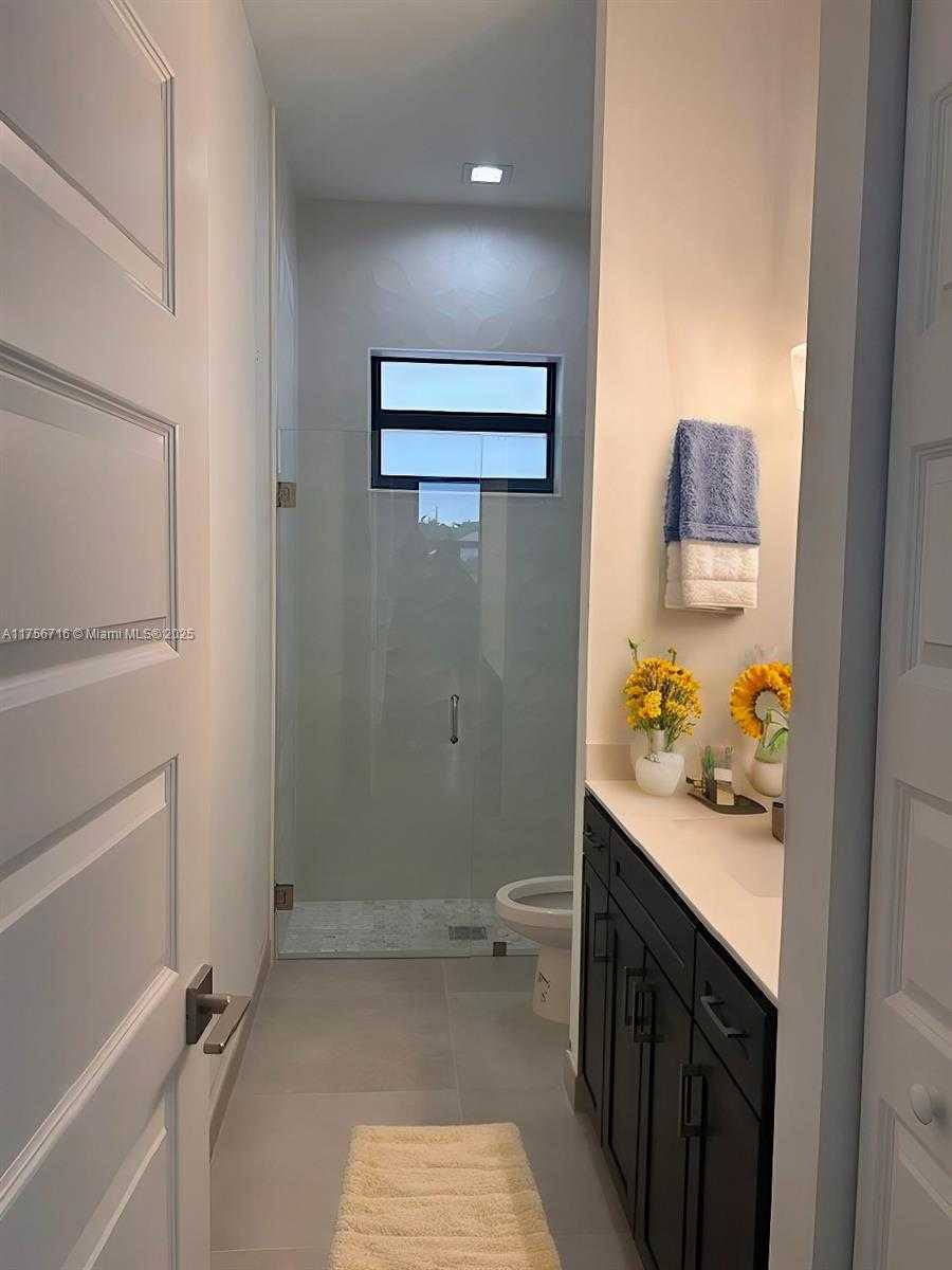 Small Image of 24480 SOUTH WEST 209TH PL, Homestead Number 23