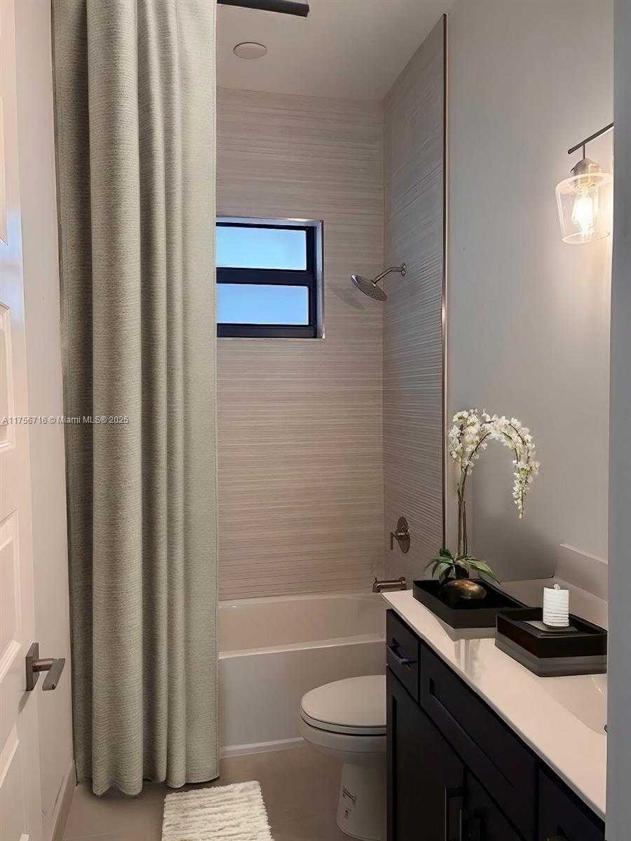 Small Image of 24480 SOUTH WEST 209TH PL, Homestead Number 24